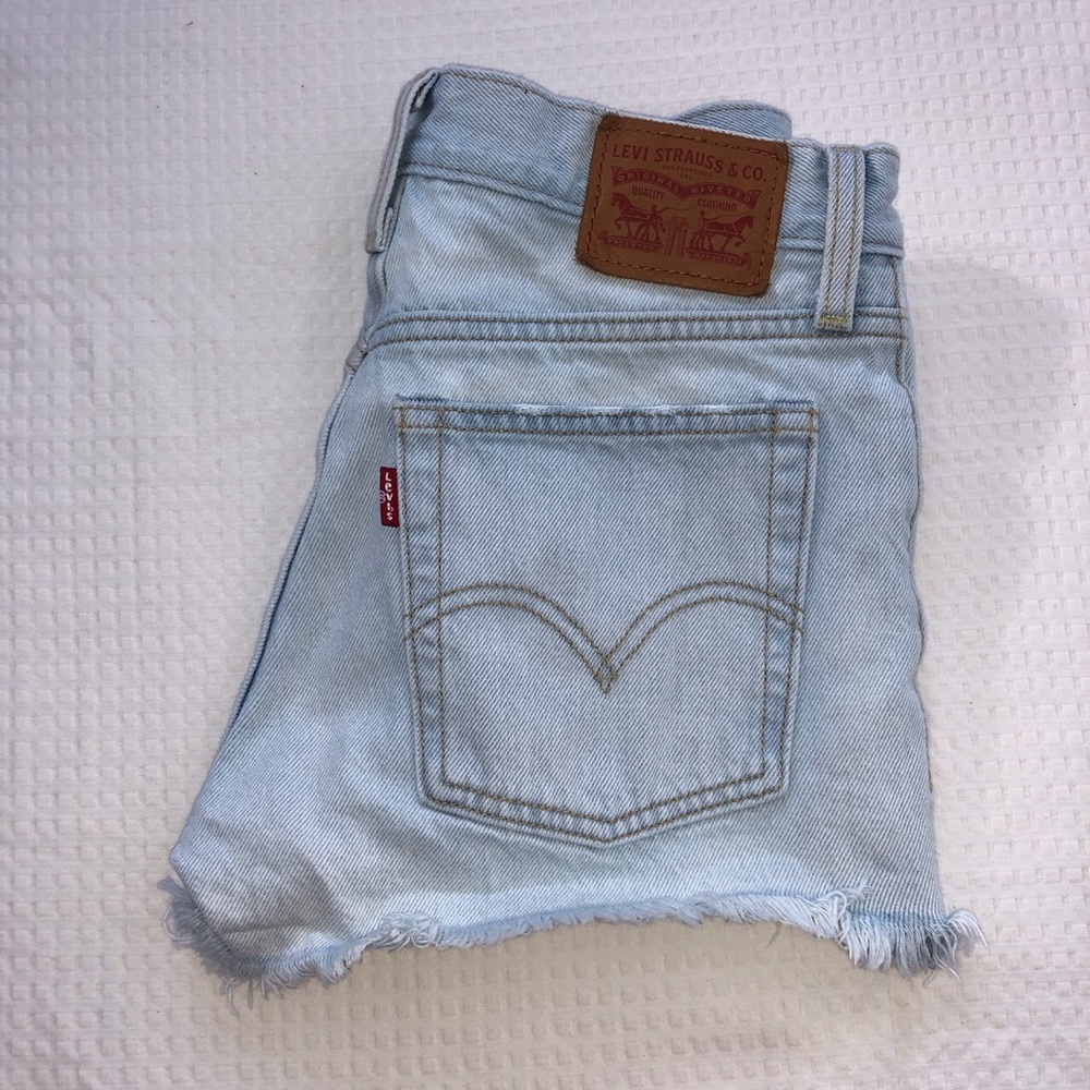 Levis 501 Lights Wash Shorts!!!